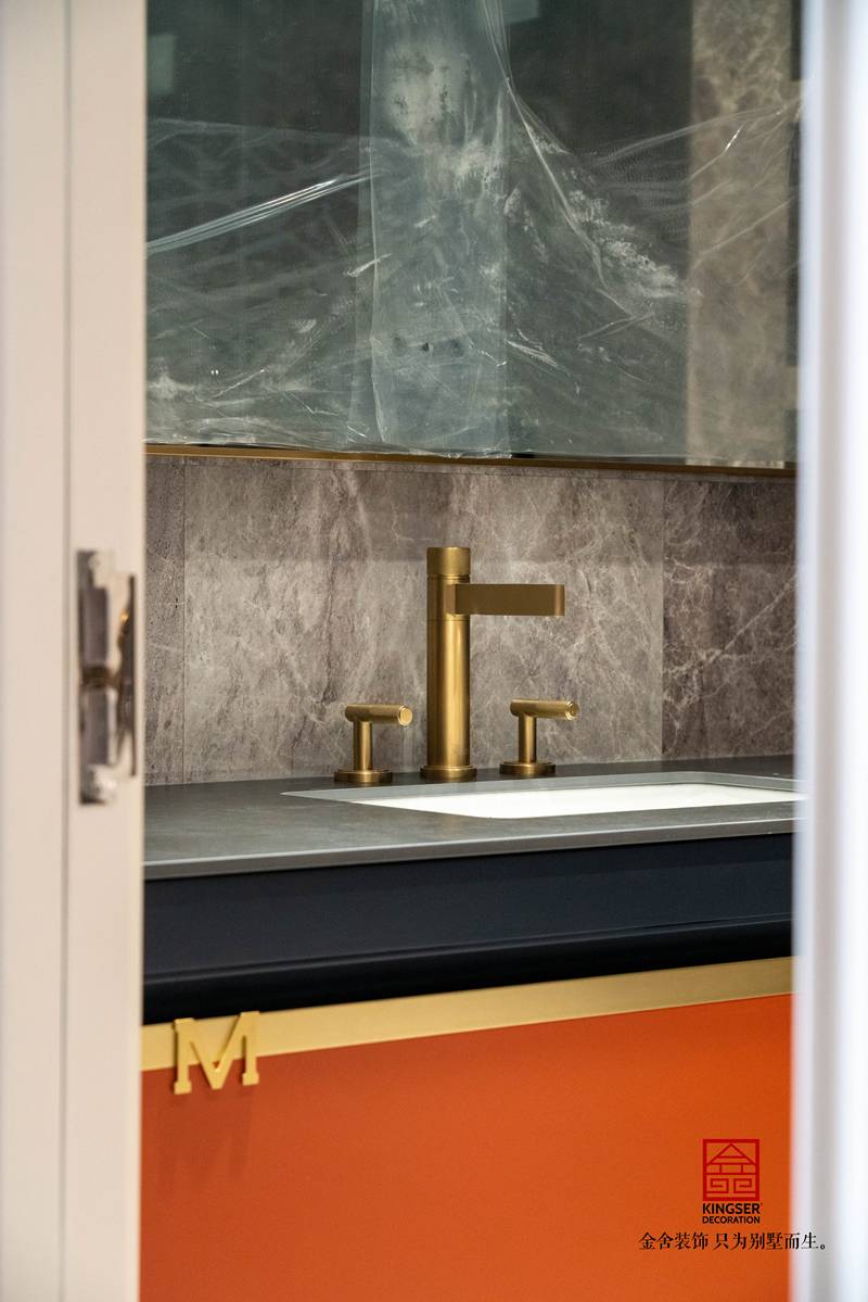 玫瑰灣300平別墅裝修主材安裝完工現場